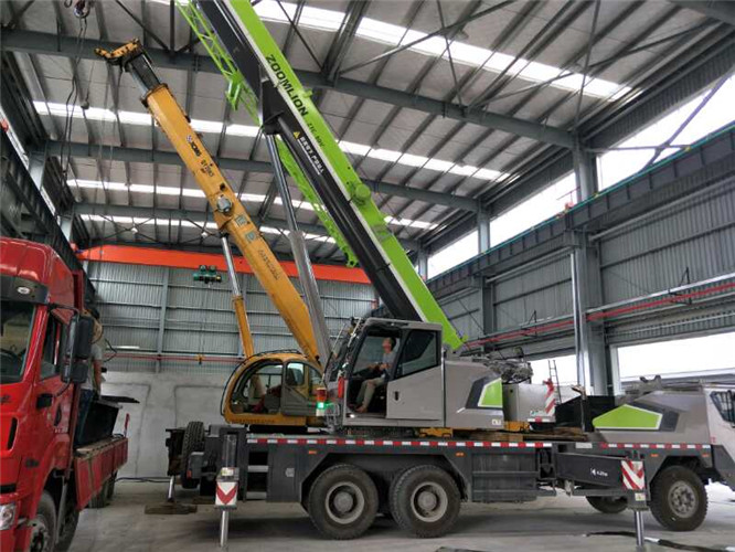 昌都市高空车出租需要注意哪些安全事项？